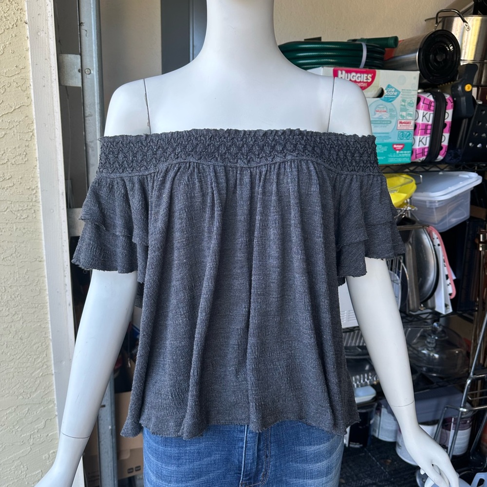Muche et Muchette Gray Off-Shoulder Women's Top